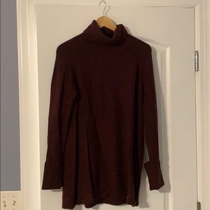 Turtle neck tunic sweater